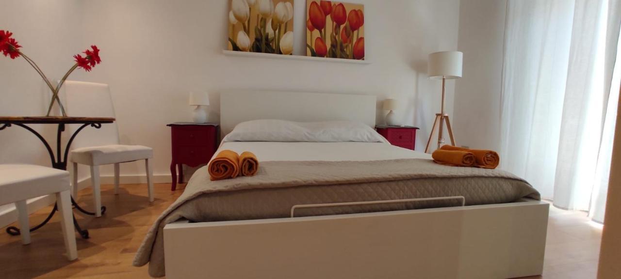 Living Cagliari Bed and Breakfast Εξωτερικό φωτογραφία