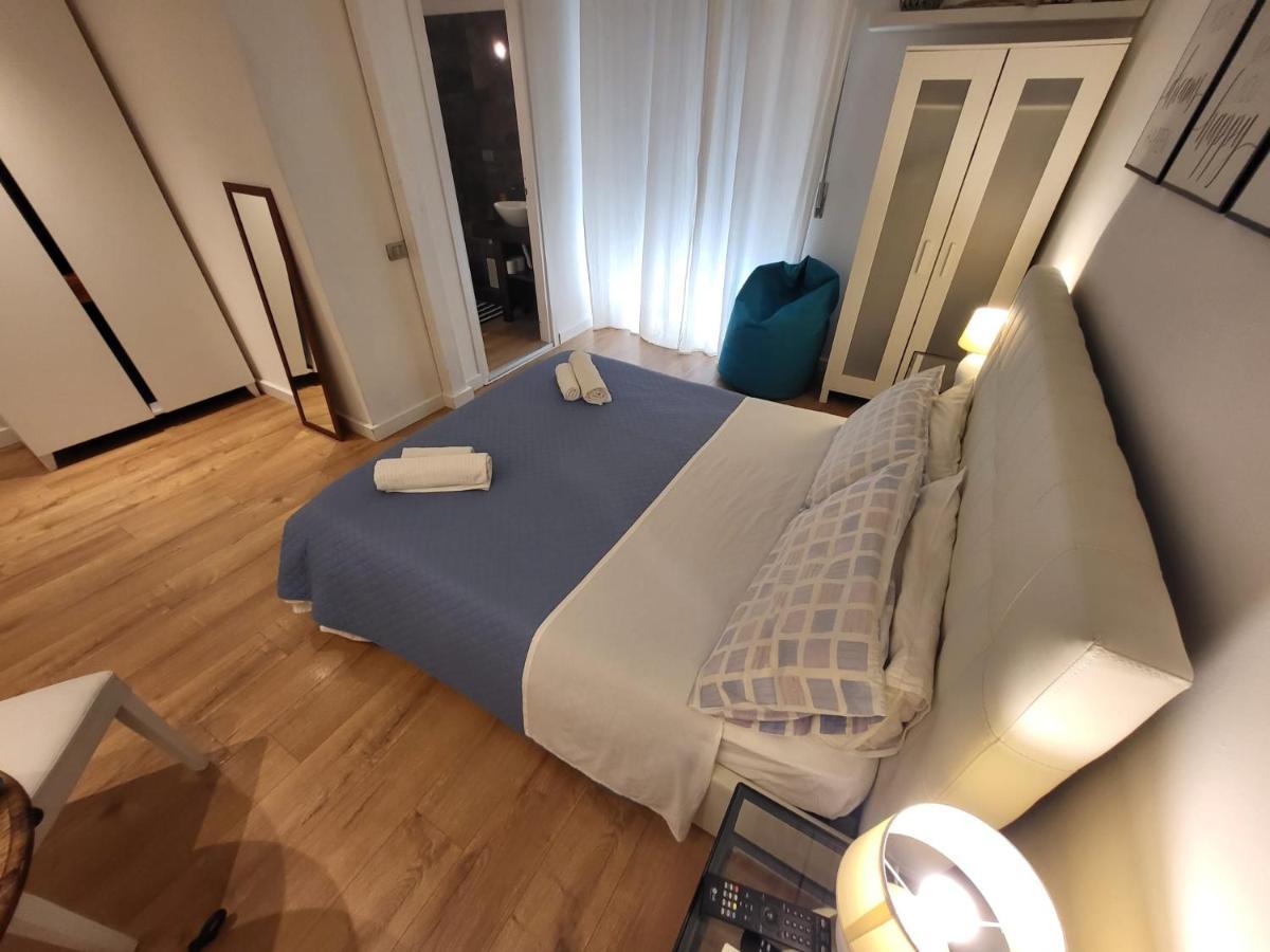 Living Cagliari Bed and Breakfast Εξωτερικό φωτογραφία