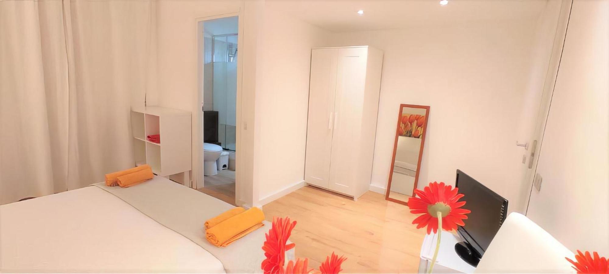 Living Cagliari Bed and Breakfast Εξωτερικό φωτογραφία