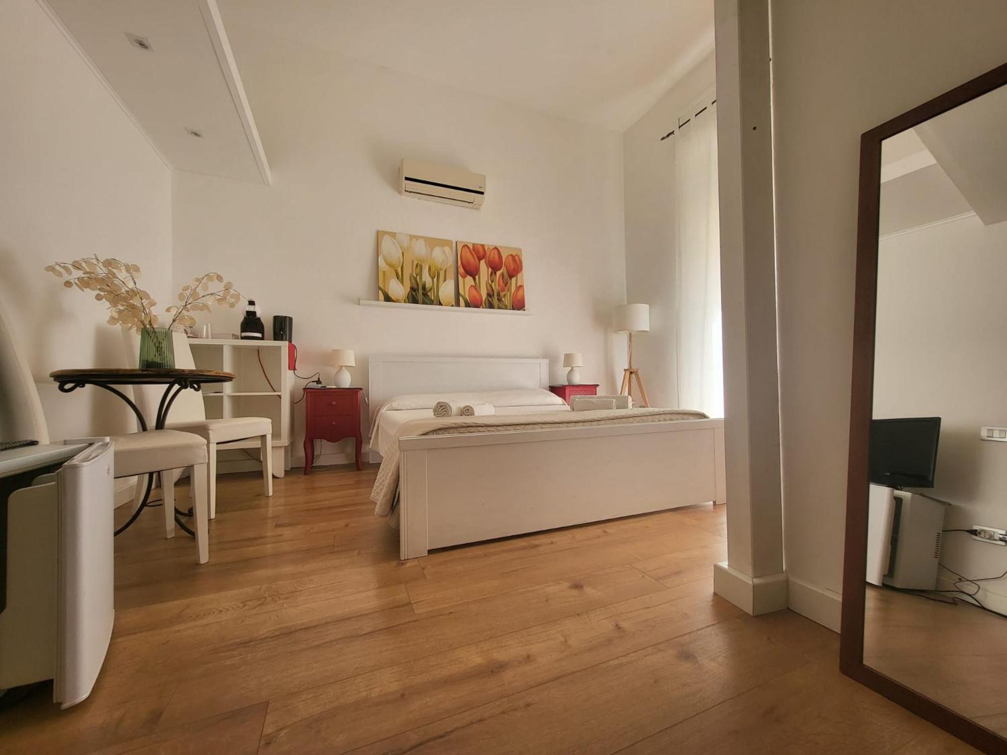 Living Cagliari Bed and Breakfast Εξωτερικό φωτογραφία